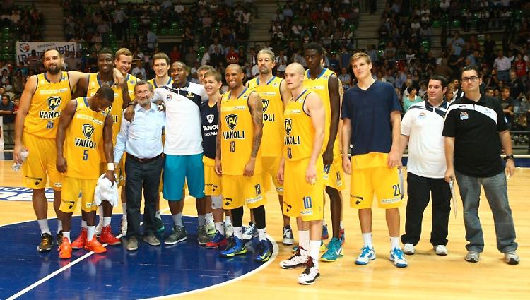 Vanoli pronta all'esordio con Siena