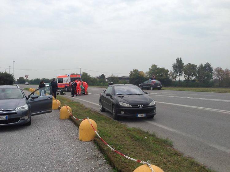 Incidente: scooterista ferito in modo non grave