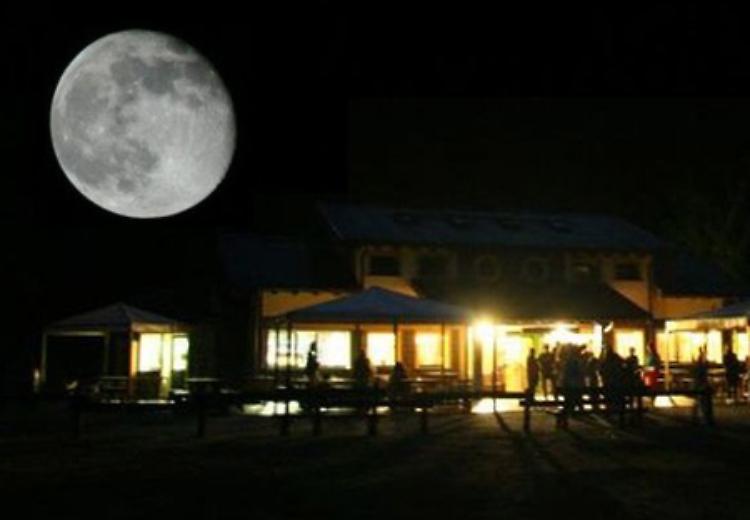  Ultima Lunata prima di entrare nel regno delle ciaspole