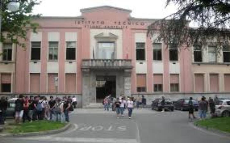 Istituto Sanfelice, tirocinio e contributi per aziende che assumono