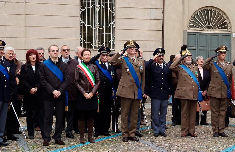 Lo schieramento in piazza Trento e Trieste