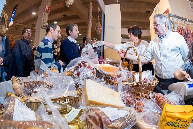 BonTà, oggi spazio all'arte della norcineria e show cooking con Persegani-Rizzi