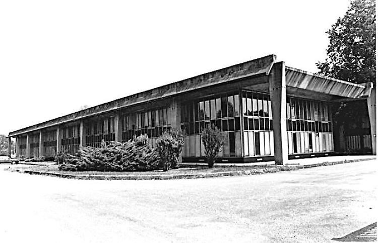 Lo stabilimento Olivetti Crema in via Bramante