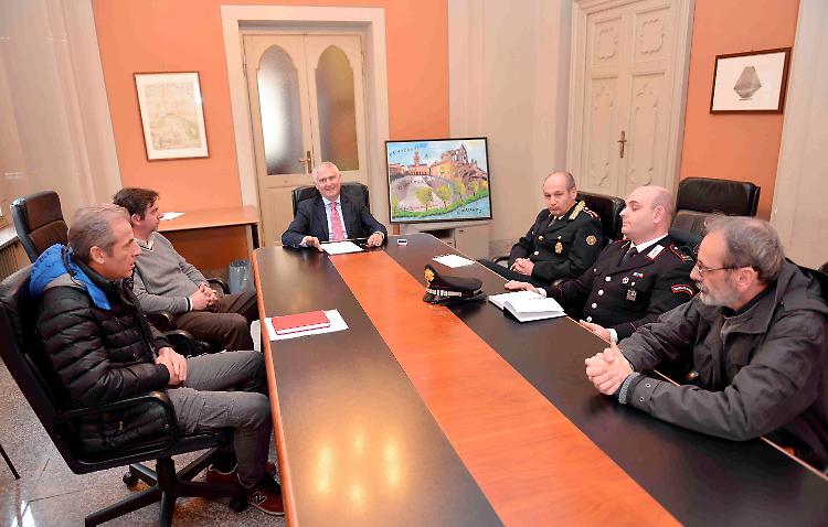 Abusivi, 'operazione interforze'