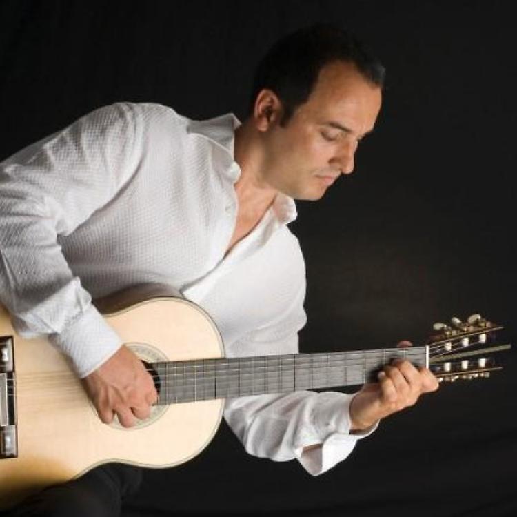 La chitarra classica di Tampalini alla villa Mazzucchelli di Brescia venerdì 29