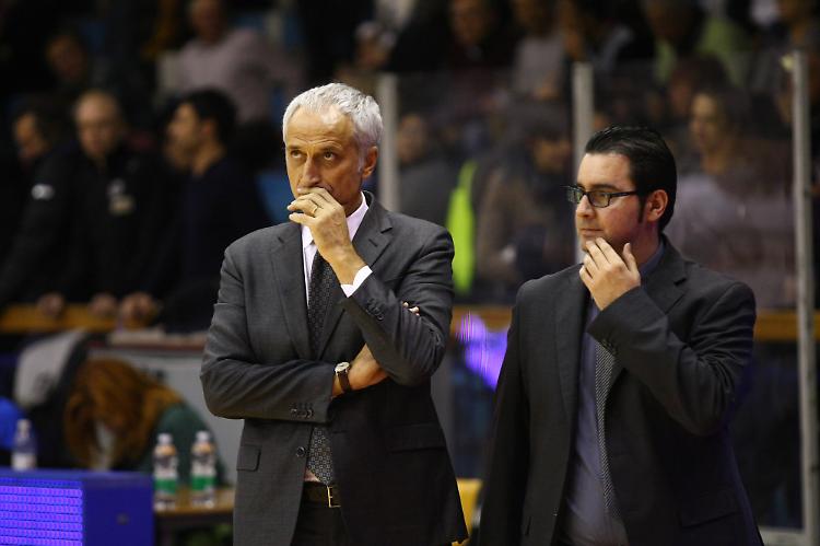 Vanoli da incubo: Reggio Emilia domina 93-75