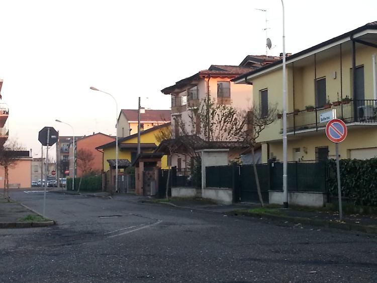 Sei colpi in poche ore
Via anche il salvadanaio