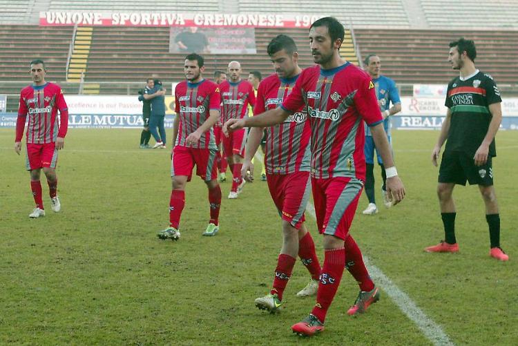 Crisi della Cremonese, la squadra ancora in ritiro