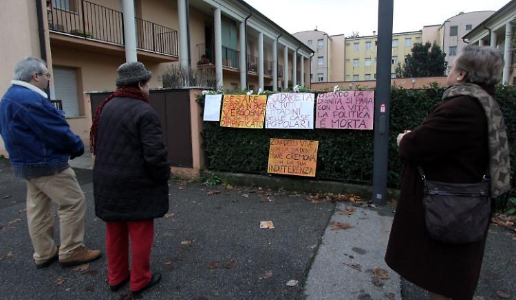 Rabbia e protesta per la morte di Zovadelli