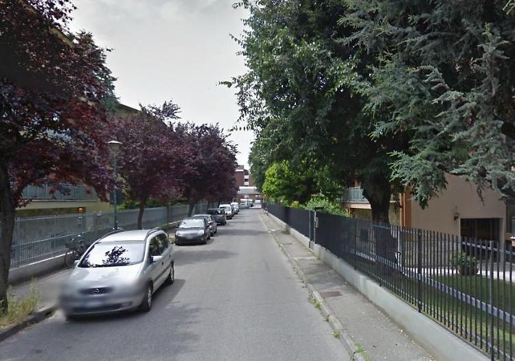Finti addetti Aem in azione, ripulito un appartamento