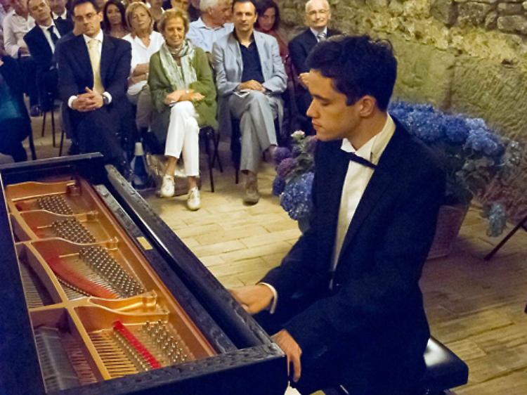 Al Festival ''Viaggi'' di Stradella il talentuoso pianista Nicola Losito