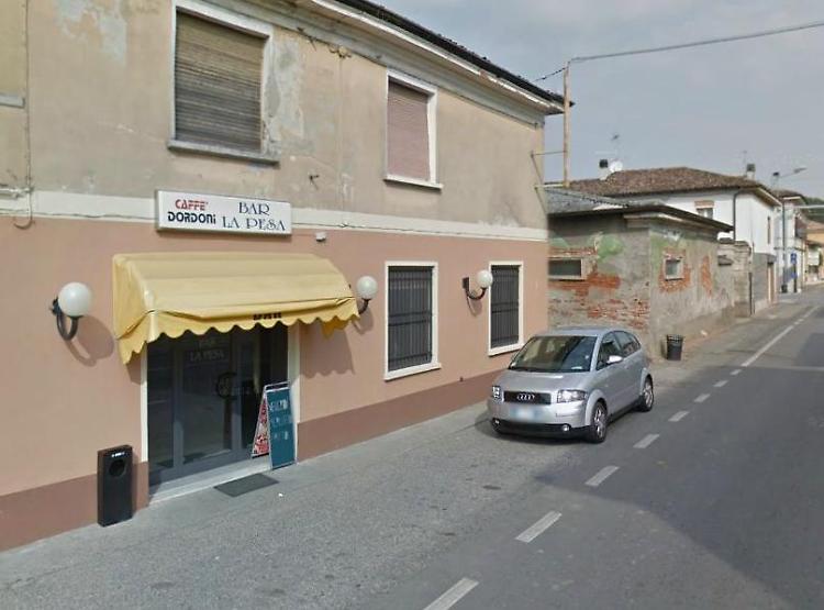 Banda di ladri al bar, via denaro delle slot e sigarette