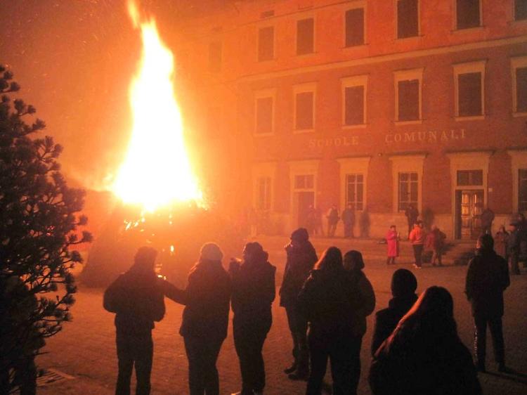 Sant'Antonio, è l'ora dei falò