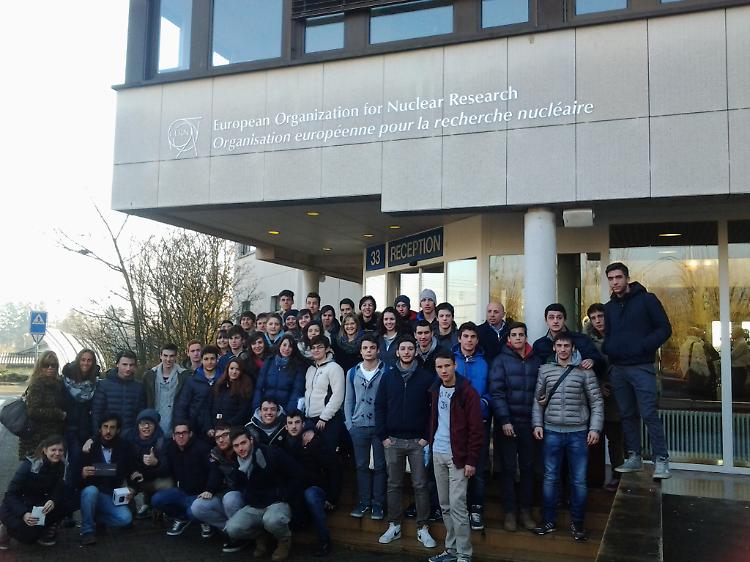 Studenti alla scoperta dei segreti della Fisica