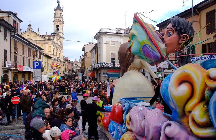 Il carnevale parla francese
Attesi i 'cugini' di Melun