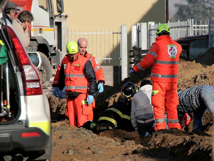 Operaio sepolto in un fossato, condannato il geometra