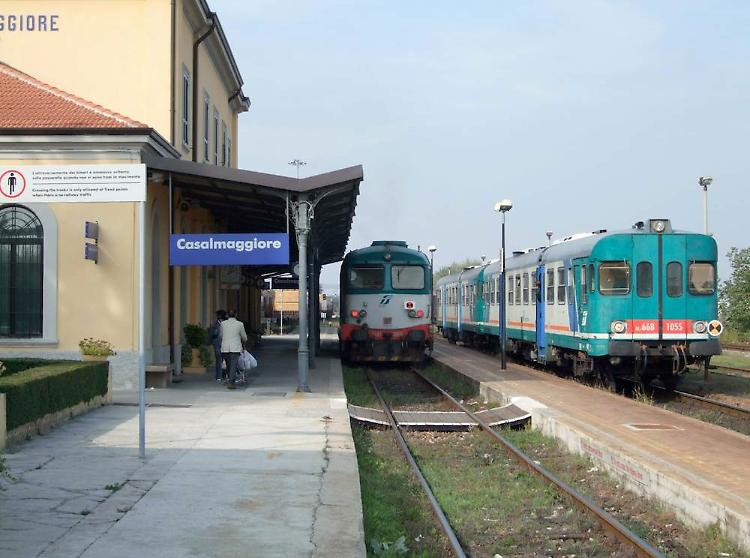 Ubriaco e senza biglietto, provoca un ritardo di 45 minuti sul treno