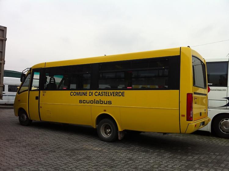 Il trasporto scolastico torna in funzione dopo il sabotaggio