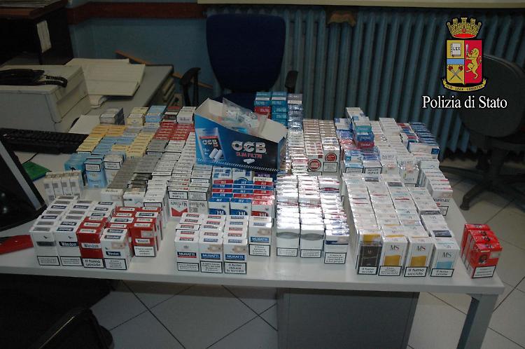 Ladri al tabacchi di via Brescia
La polizia recupera il bottino