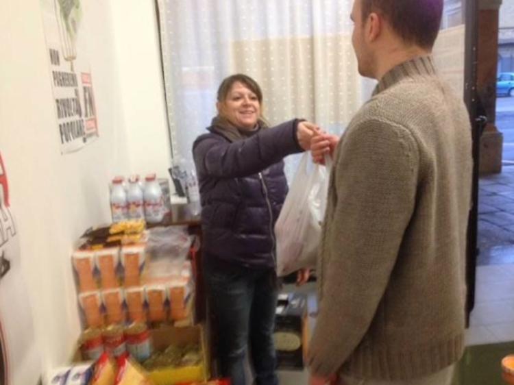 Forza Nuova, altra distribuzione di generi alimentari