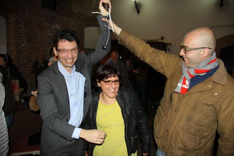 Via la falce e il martello. Ma così si ingannano gli elettori