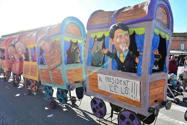 Al Carnevalissimo c'è anche Renzi