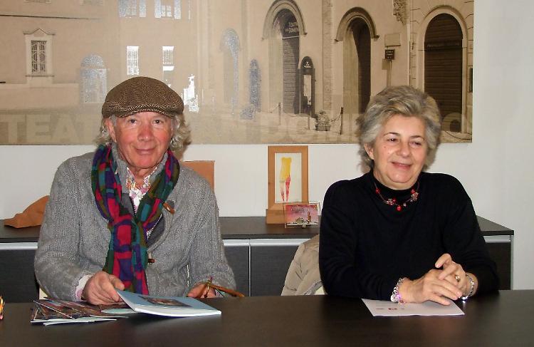 Crema vista da Gil Macchi
in mostra al San Domenico