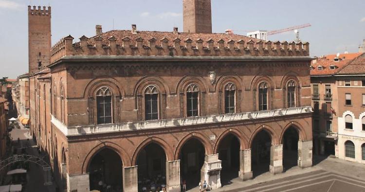 Spunta il terzo polo