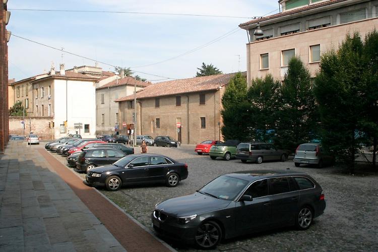 Insulti, aggressioni e minacce di morte
Ausiliari del traffico nel mirino