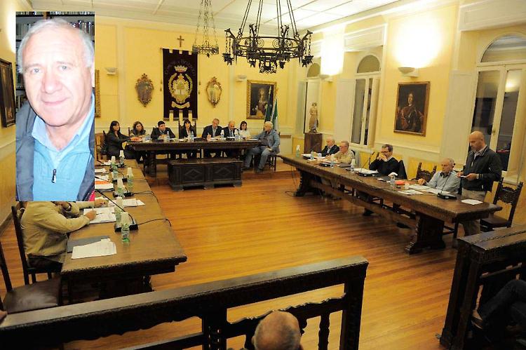 'Da quattro mesi senza consiglio'