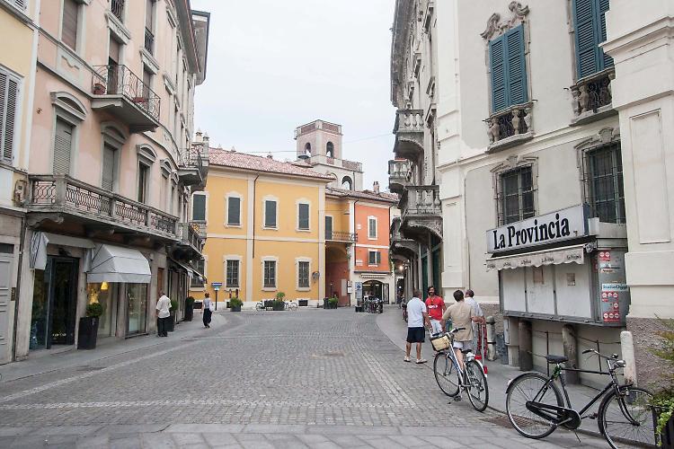 Pd: "Commercio, si riveda il regolamento"