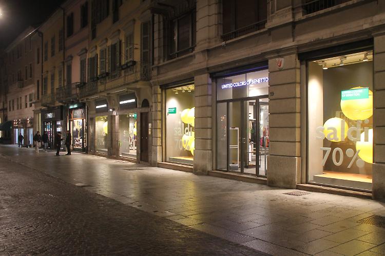 Chiusura negozi Benetton:
paracadute per i dipendenti