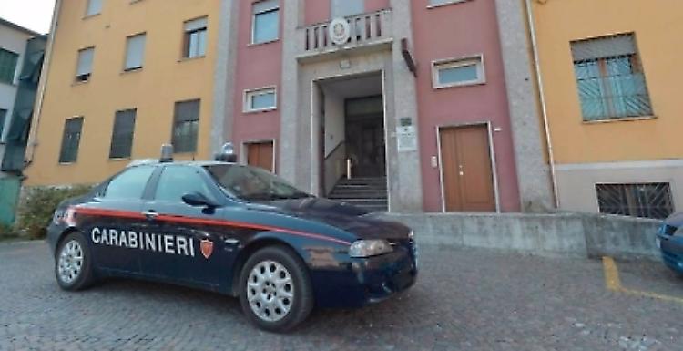 Manodopera in nero, denunciato un ambulante pakistano