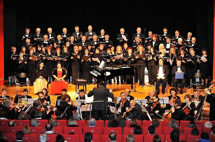Messa da Requiem con l'Estudiantina di Casalmaggiore e la Marino Boni di Viadana
