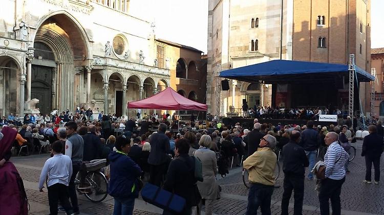Orchestre giovanili:
per palco il centro storico
