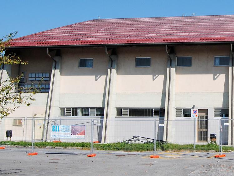 Un fallo accende gli animi, rissa in campo e sugli spalti