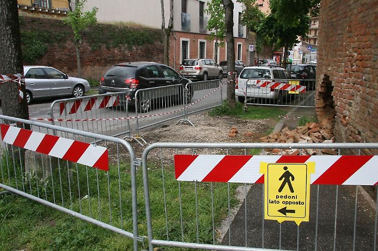 Mura crollate, nuove verifiche
per evitare altri cedimenti
