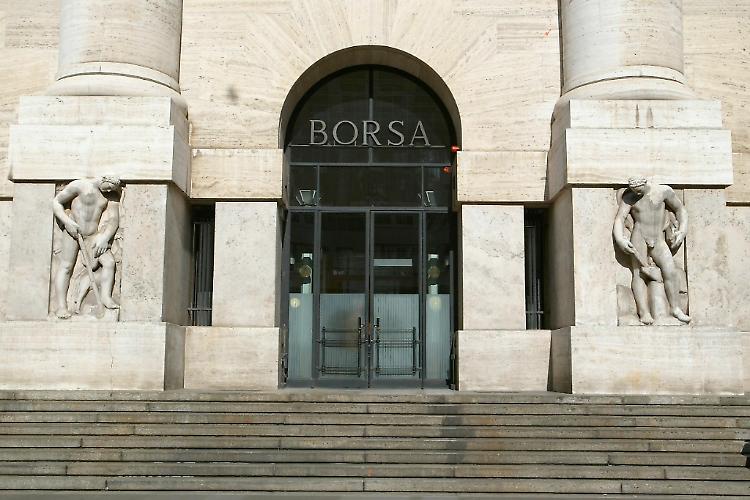 La Borsa di martedì 22 dicembre 2015