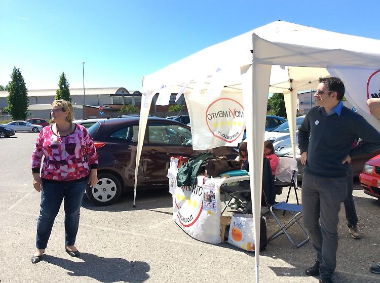 Gazebo grillino 'abusivo':
cacciati dall'Ipercoop