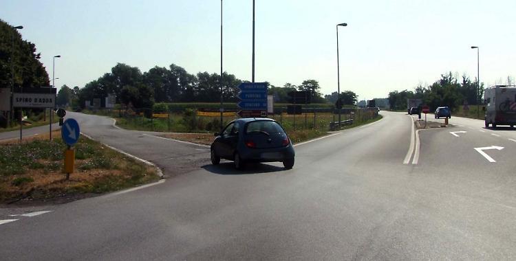 Cantiere, a 50 all'ora sulla Paullese e senza sorpassare