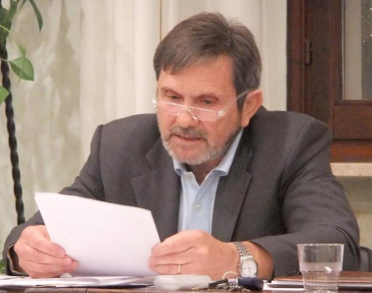 Versa 3 mila euro sul conto destinato al microcredito
