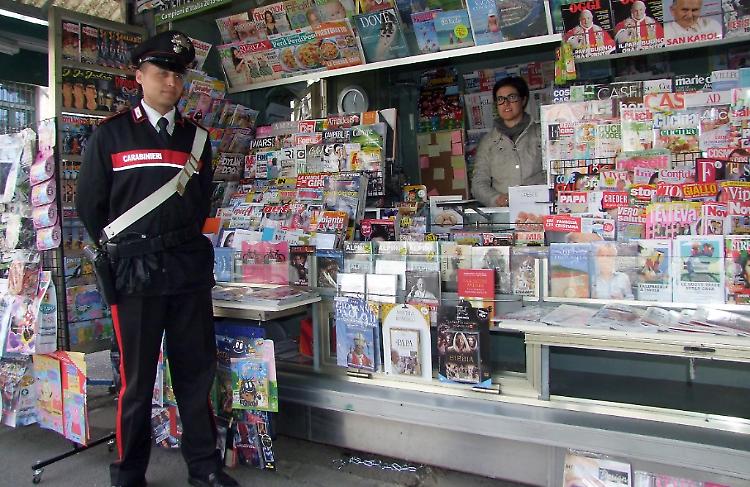 Derubata l'edicola di via Kennedy