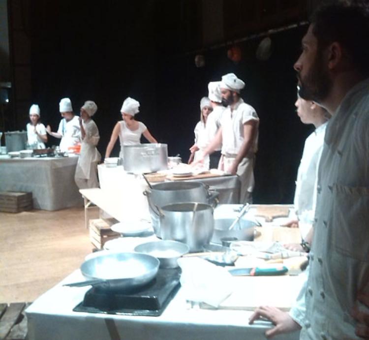 Ad eUROPA tEATRI di Parma ''Servi di cena'' progetto di formazione teatrale Nautai Teatro Laboratorio Lo spazio oltre Venerdì e sabato