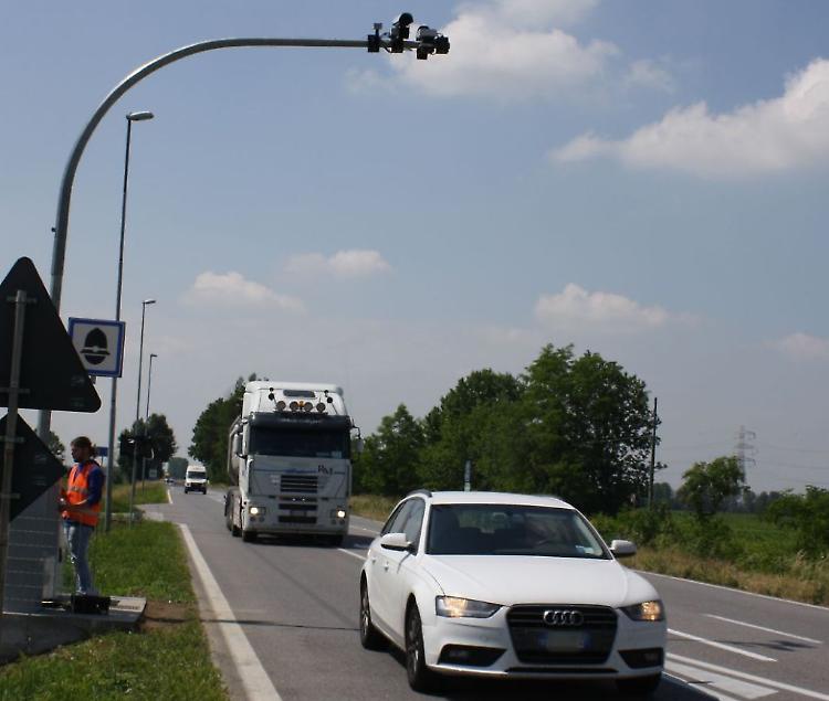 Autovelox, conto alla rovescia: 800mila euro sono già a bilancio