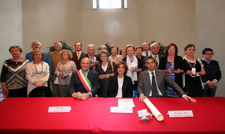 Medaglie e insegne per reduci e cittadini benemeriti