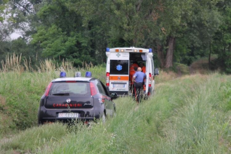 Rischiano di affogare nell'Oglio, due ragazzini salvi per miracolo