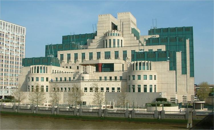 Dalla Guerra fredda alle Falkland: il mito MI6