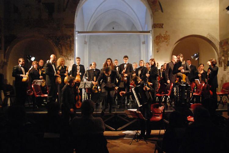 Al Filo il concerto dell'Orchestra di mandolini e chitarre ''Città di Brescia''