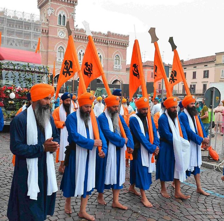 Tensione tra i sikh del tempio