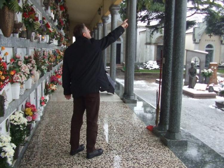 Ad Agnadello è vietato morire, mancano i soldi per nuovi loculi 